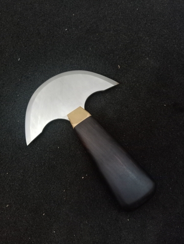 Leather head knife